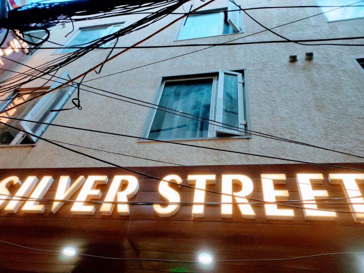 Oyo Flagship Silver Street Hotel New Delhi